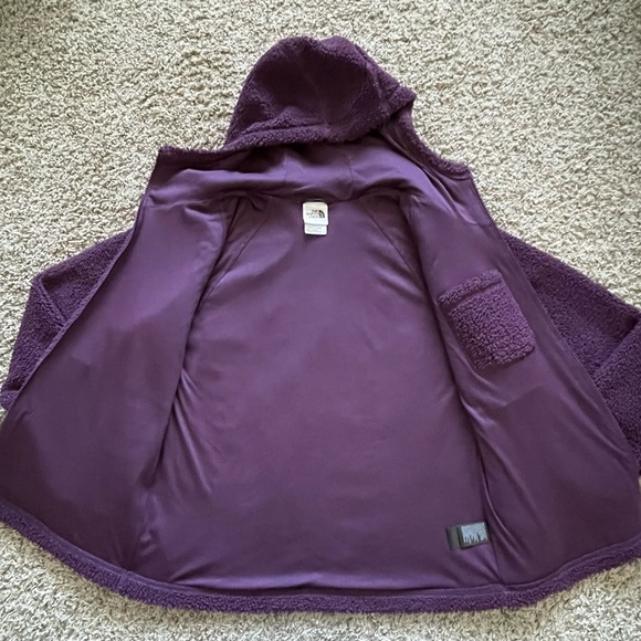 The North Face Women’s Ridge Fleece Full Zip Hoodie - Picture 2 of 3
